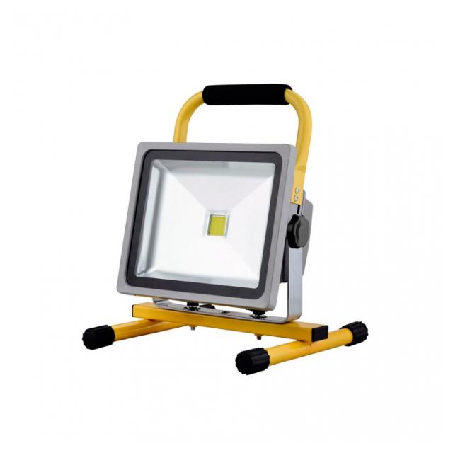 FOCO LED 50 W CON SOPORTE